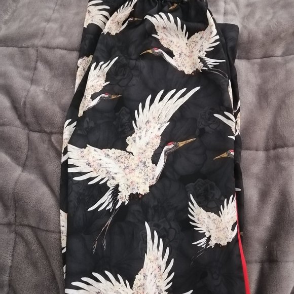 Silky Bird Print Pants - Picture 2 of 2